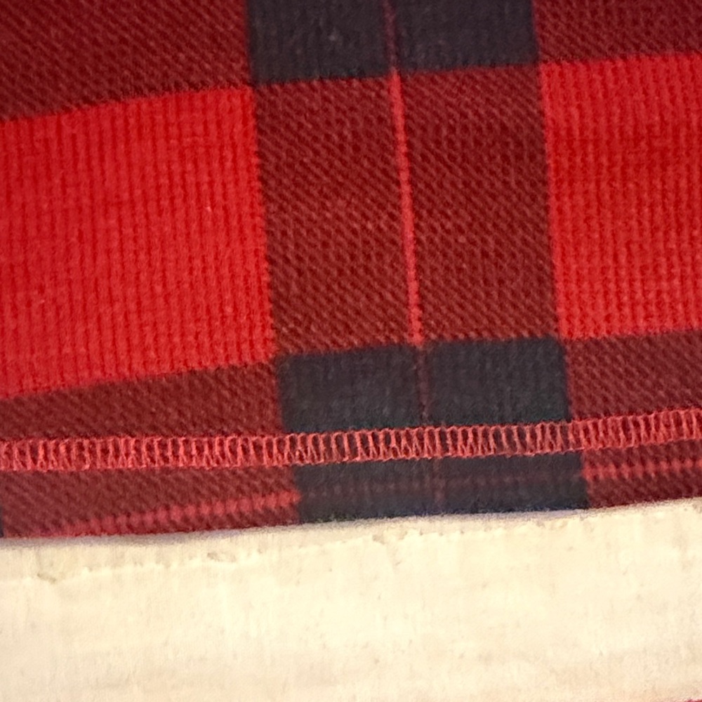 Plaid Red and Black Women’s Pajamas - Picture 4 of 5